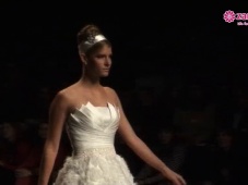 Neue Brautkleider Kollektion 2013 von Charo Peres [Video]