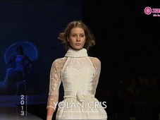 Vestidos de novia con mangas 2013 [Video]