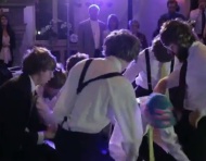 Chorégraphie surprise pour la mariée