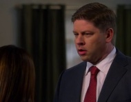 Jane & Stacy Hide The Wedding Dress From Owen on “Drop Dead Diva”