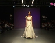 Pasarela de vestidos de novia Pol Nuñez 2013