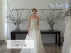 Nuevo top 10 en tendecias de vestidos de novia primavera 2013 [Video]