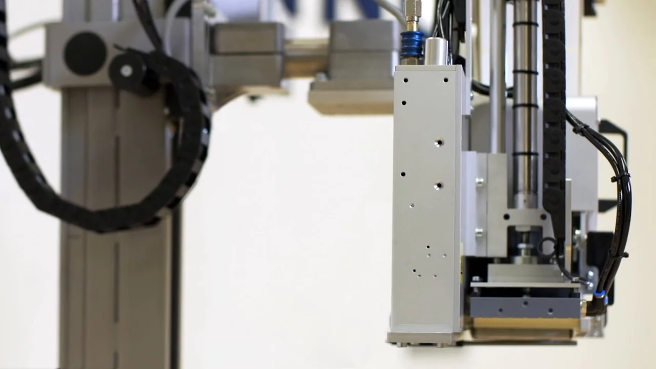 corner wrap label applicator